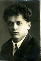 Пятков Павел Дмитриевич, экономист 1-го Соликамского калийного комбината, 1932 г.